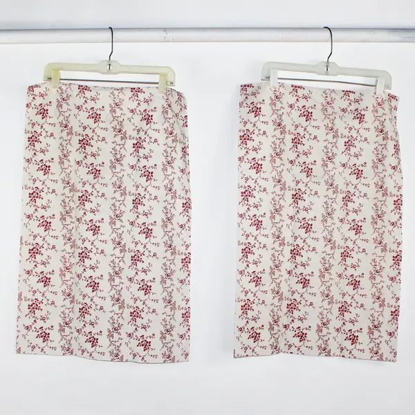 Lot of 2 Unbranded Cotton Blend Standard Pillow Cases Off-White Floral