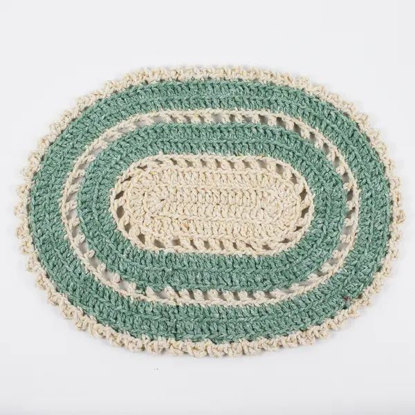 Vtg Lot of 4 Handmade Place Mats Green and Beige Oval Shaped