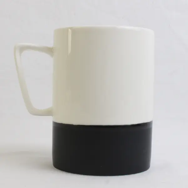 Starbucks White/Black Ceramic Tea/Coffee Mug 16 Fl Oz 4.75" Tall