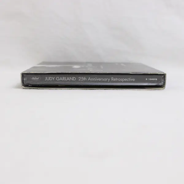 25th Anniversary Retrospective by Judy Garland CD w/booklet, 1995 #D104098