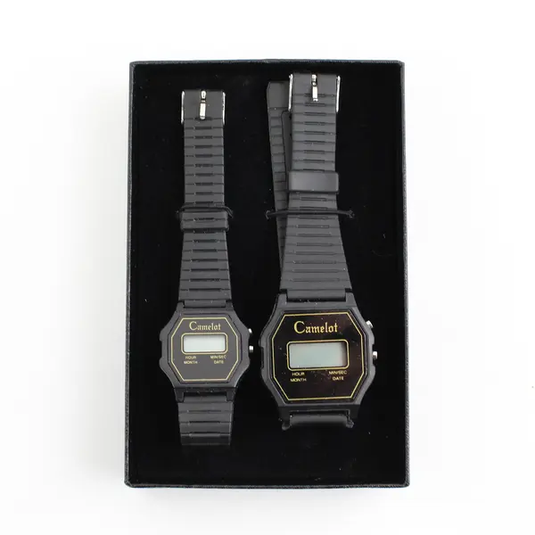 2 Piece Camelot His And Hers Watch Set New In The Original Box With Papers