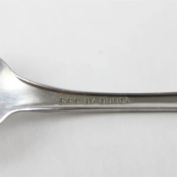 Set of 4 Oneida Celebrity Stainless Salad Forks 6.25in