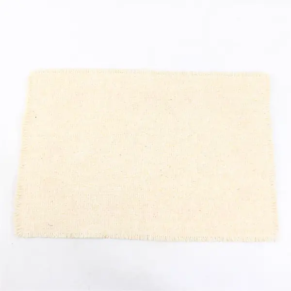 Set of 4 Vintage Unbranded Off-White Thick Woven Placemats w/Heart Design