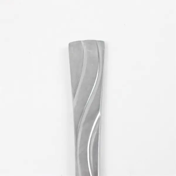 Set of 5 Oneida Windance Stainless French Solid Knives 9.5in