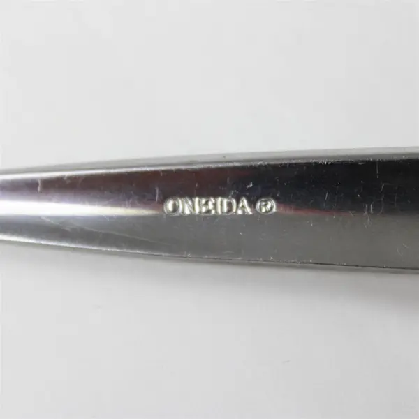 Set of 5 Oneida Peninsula Stainless Teaspoons- 6.5in Flatware