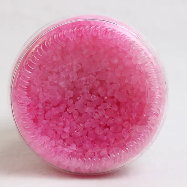 The Creme Shop X Disney Minnie Magic Melt! Bath Crystals Candy Cane Scent