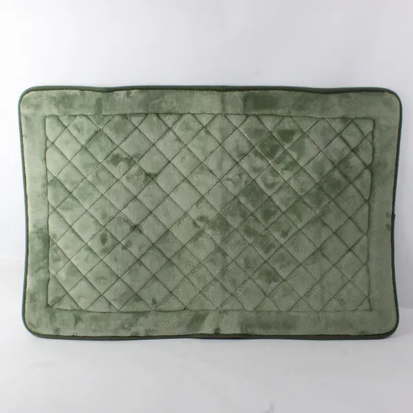 HD Designs Performance Solid Green Color Rectangular Bath Mat 19.5" x 30"