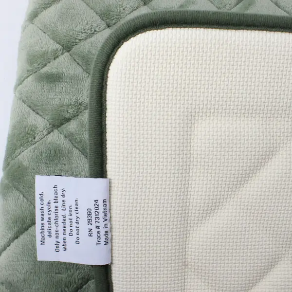 HD Designs Performance Solid Green Color Rectangular Bath Mat 19.5" x 30"