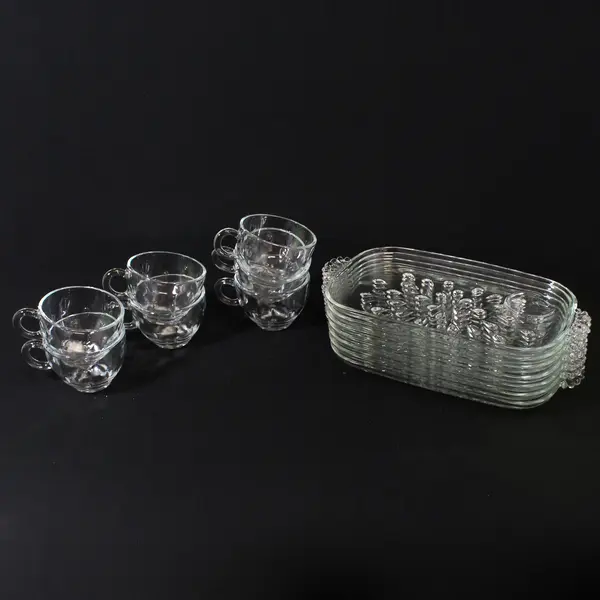 Set of 7 Hazel Atlas Teardrop Snack Sets Tray And Cup 