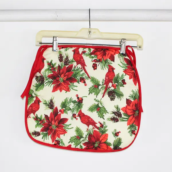 Lot Of 6 Greenbrier International Matching Red Cardinal/Poinsettia Chair Cushion