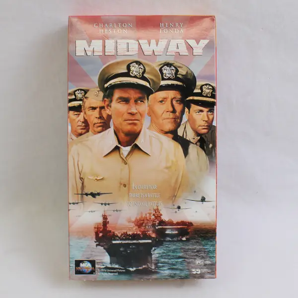 Vintage 1976 VHS Midway Starring Charlton Heston Henry Fonda Good Condition