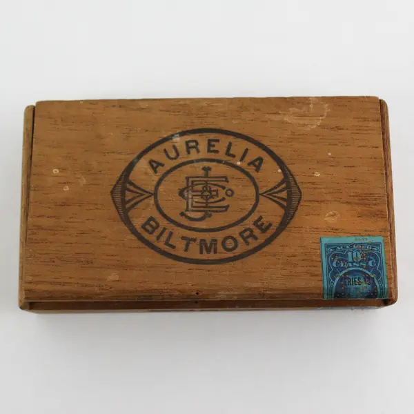 Vintage AURELIA BILTMORE 10 Count Cigar Box Empty Tax Stamp