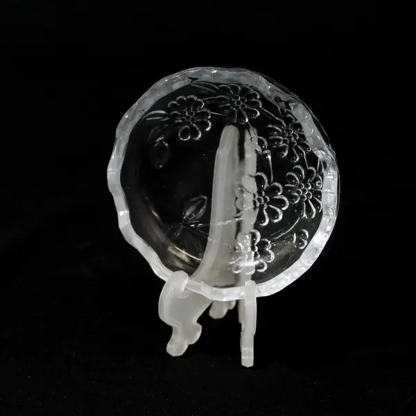 3 Inch Embossed Floral Crystal Trinket Dish With Display Easel