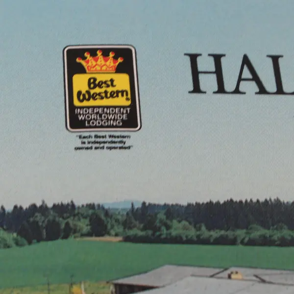 Vintage Hallmark Inn Best Western Motel Hillsboro Oregon Postcard 1980s
