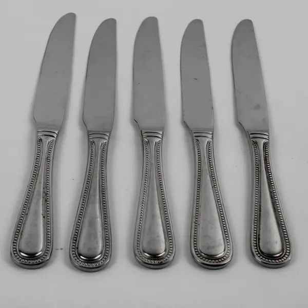 5 Towle Silver Hotel Multi Motif Beaded Pattern 18/10 SS Dinner Knives 9.75"