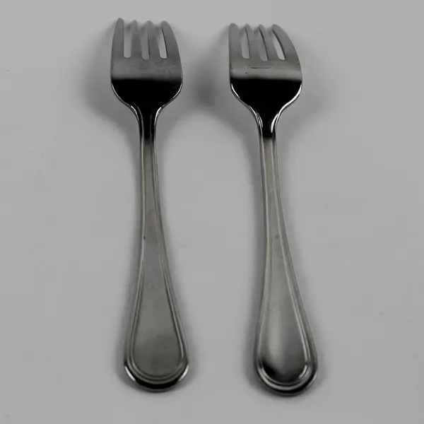 Lot of 2 Towle Silver Hotel Multimotif Beaded Pattern 18/10 SS Salad Forks 7.5"