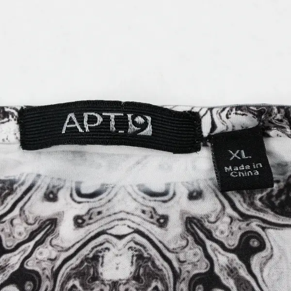 Apt 9 Women's XL Black & White Sublimation Style Stretchy Soft Tank Top