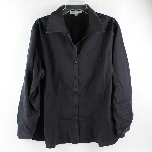 Foxcroft Women's 18W Black Non-Iron Stretch Shaped Fit Button Up Collared Shirt