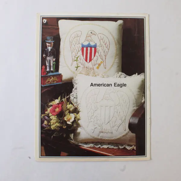 Vintage Americana Candlewicking Pattern Book, 1983 #7711
