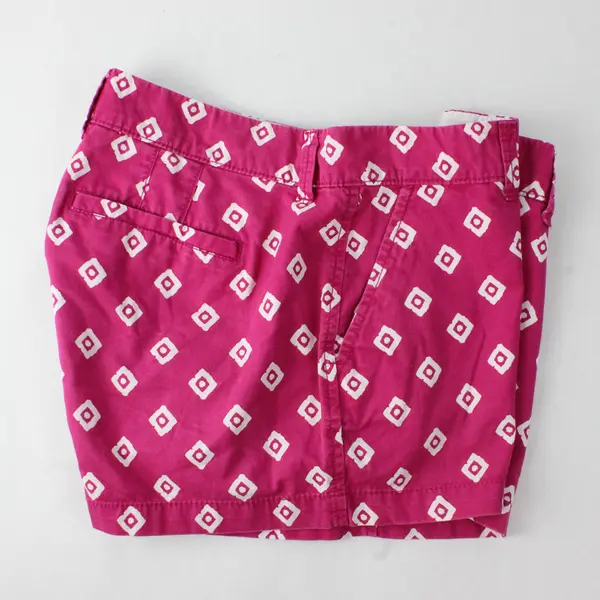 Old Navy Women's 4 Pink with White Designs 100% Cotton Chino Shorts 3" Inseam