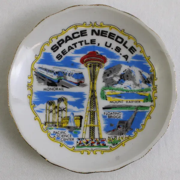 Vintage Space Needle Seattle WA Collector Souvenir Mini Plate