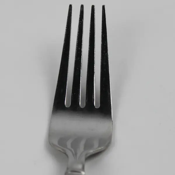 2 18/0 Stainless Dinner Forks 7.75" Hampton Silversmiths Arielle Pattern Good