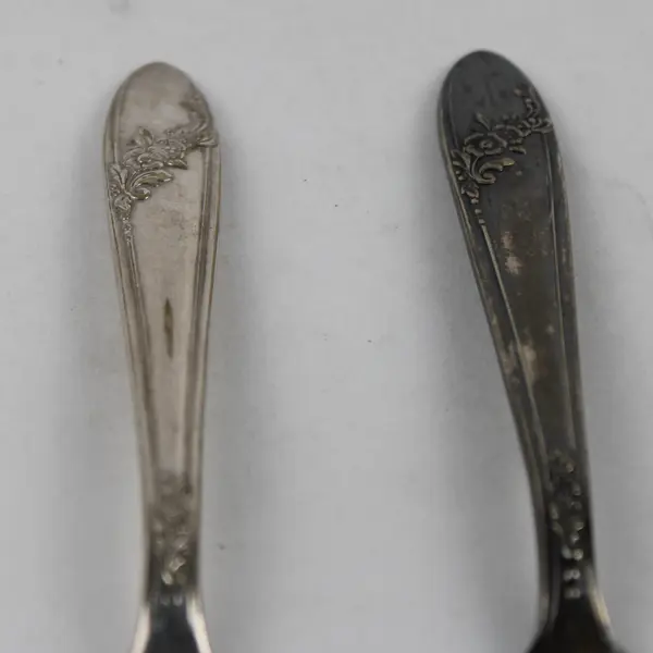 Lot Of 2 Oneida Silver Community Queen Bess II (Tudor Silverplate) Baby Forks