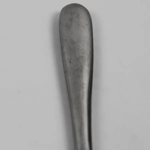 Lot of 4 Hampton Silversmiths Marguerite Pattern SS Dinner Knives 9" Good