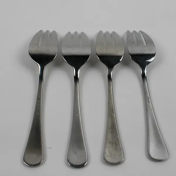 Lot of 4 Oneida Silver Chandler Glossy 18/10 SS Large Serving Forks 9.25" Rare