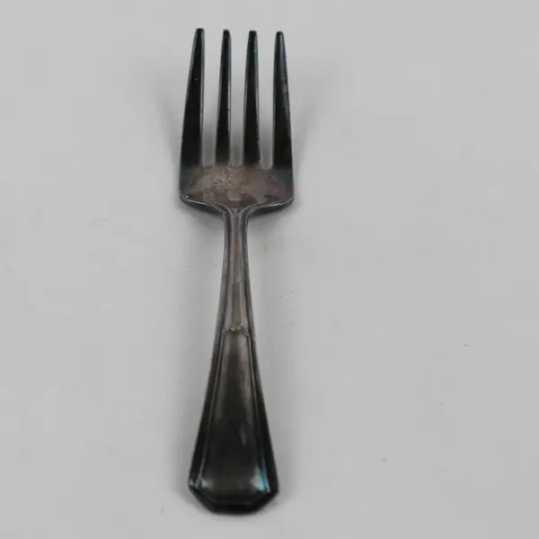 LUNT Printed Unknown Pattern (Silverplate) Flatware Baby Fork 4.5" Long