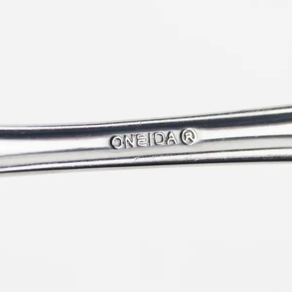 Lot of 6 Oneida Silver Satin Sand Dune Pattern Stainless Teaspoons 6.25" Good