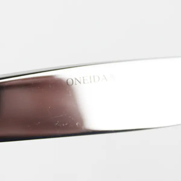 Lot of 4 Oneida Silver Satin Sand Dune Pattern SS Solid Dinner Knives 9.25" Good