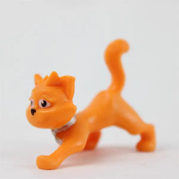 Lot of 6 Miniature Toys 4 Junior Monopoly Replacement Pieces & 2 Shopkins