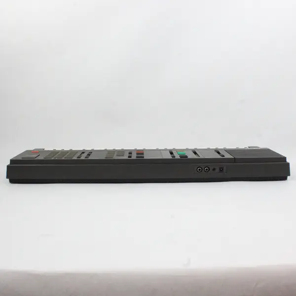 Yamaha VSS-100 Portasound 32-Key Digital Voice Sampler - From Japan