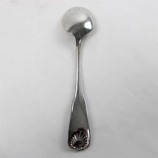 Set of 3 Oneida Tudor Shell Stainless Place/Oval Soup Spoons