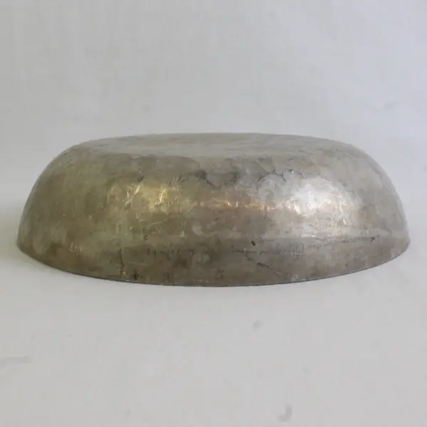 Everlast Grape/Vine Patterned Round Hammered Aluminum Bowl 10.25" Diameter