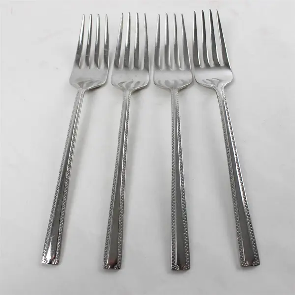 Set of 4 Oneida Savory Stainless Steel Salad Forks 6.75in 