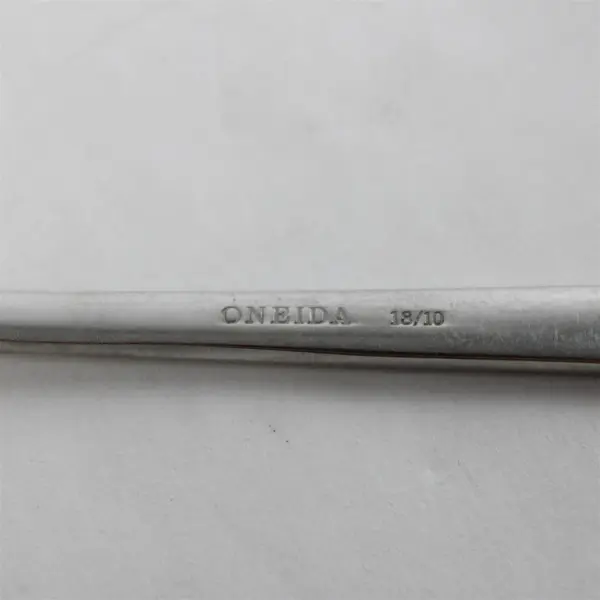 Set of 4 Oneida Savory Stainless Steel Salad Forks 6.75in 