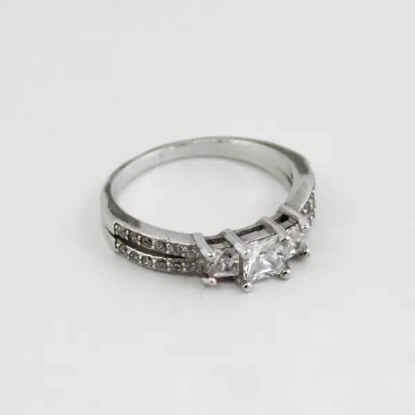 3-Stone Cubic Zirconia And Sterling Silver Ring Size 6