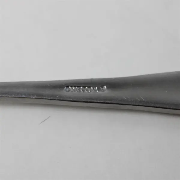 Set of 3 Oneida Tuscany Stainless Dinner Forks 7.75in Used