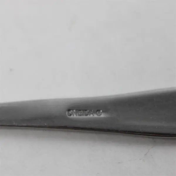 Set of 4 Oneida Tuscany Stainless Salad Forks 