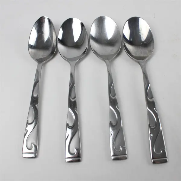 Set of 4 Oneida Tuscany Stainless Oval Soup Spoons 