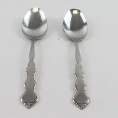 Set of 2 Oneida Valerie Stainless Tablespoons