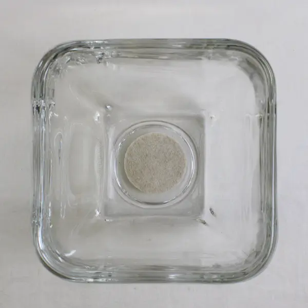 Unbranded Classy Decorative Clear Glass Square Vase 4.25" Tall 5" x 5"