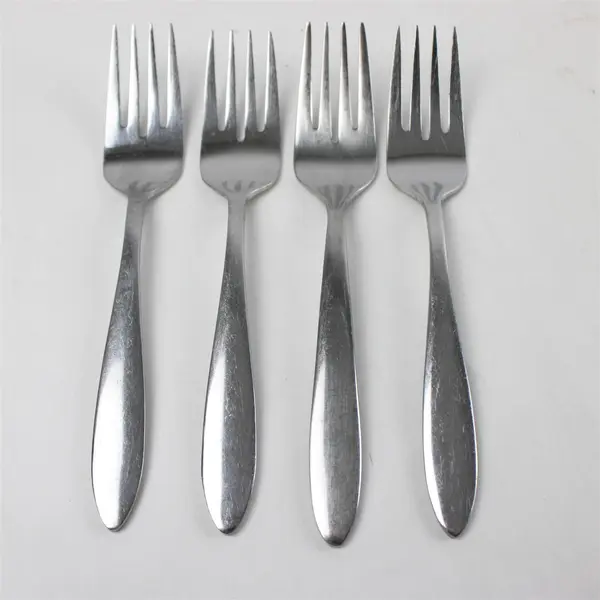 Set of 4 Oneida Trista Stainless Salad Forks