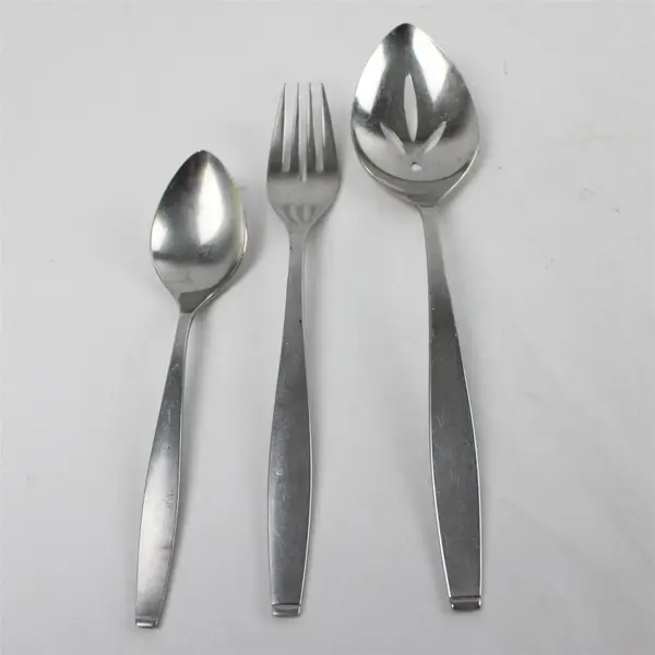 Lot of 3 Oneida Tempo Stainless Pierced Tablespoon Dinner Fork & Teaspoon