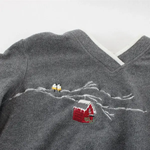 Croft & Barrow Gray Embroidered Snowy Birdhouse Sweatshirt Women's Size M