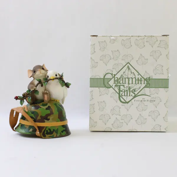 Fitz & Floyd Charming Tails 'Embrace Peace' Figurine 98/368 New