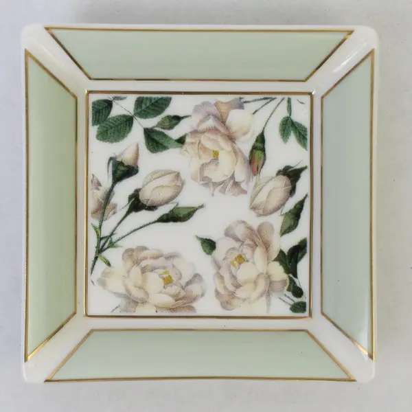 Smithsonian Collection Little Tray by Goebel 925037 New Decorative Collectible