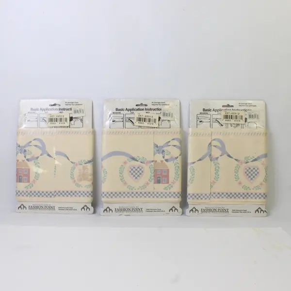 Trimz Set of 3 Teddy Bears & Hearts Wallpaper Border Rolls New Nursery